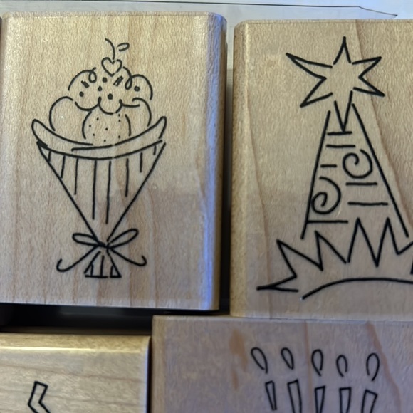 It’s your birthday S677 stamp set - Picture 4 of 8